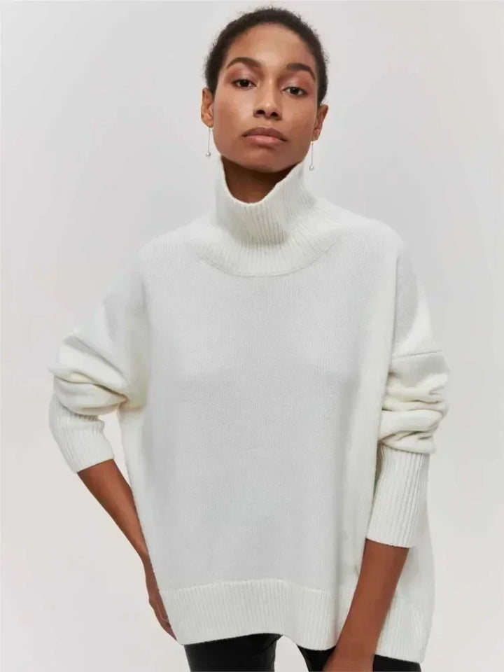 Olivia | Sweater with Turtle Neck