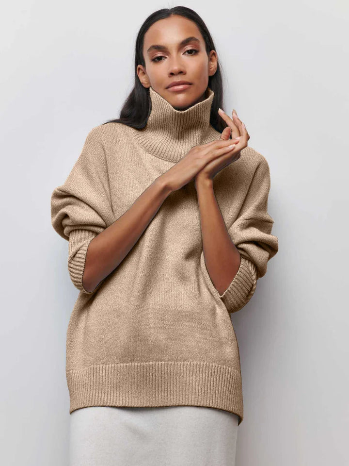 Olivia | Sweater with Turtle Neck